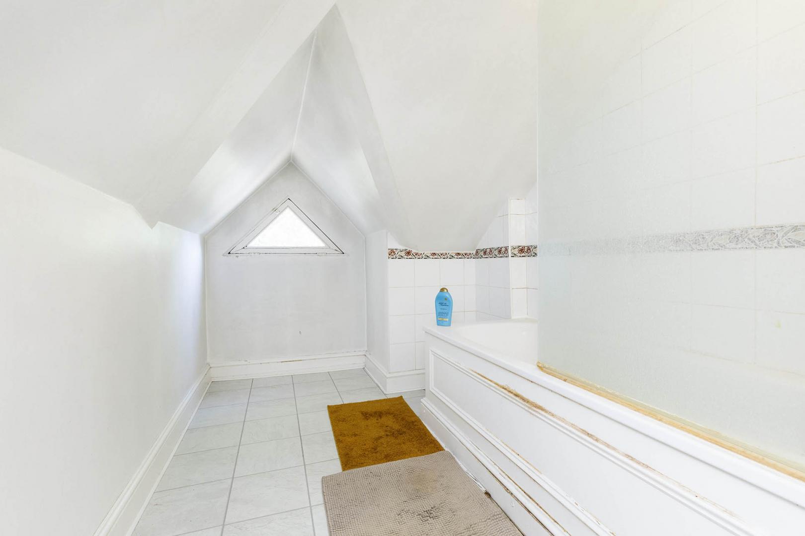 Large Sharers Apartment Finchley Road, Hampstead